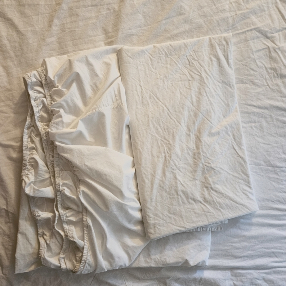 West Elm Queen Sheet Set